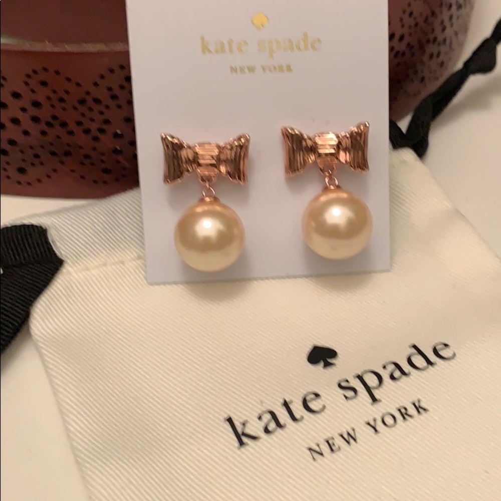 Kate Spade Rose  Gold All Wrapped Up in Pearls